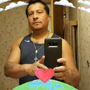 Meet your Posher, Sabas